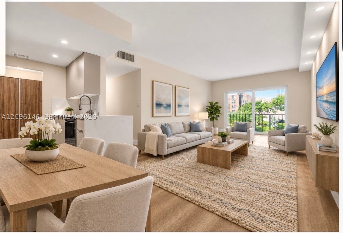 400 N Riverside Dr 203