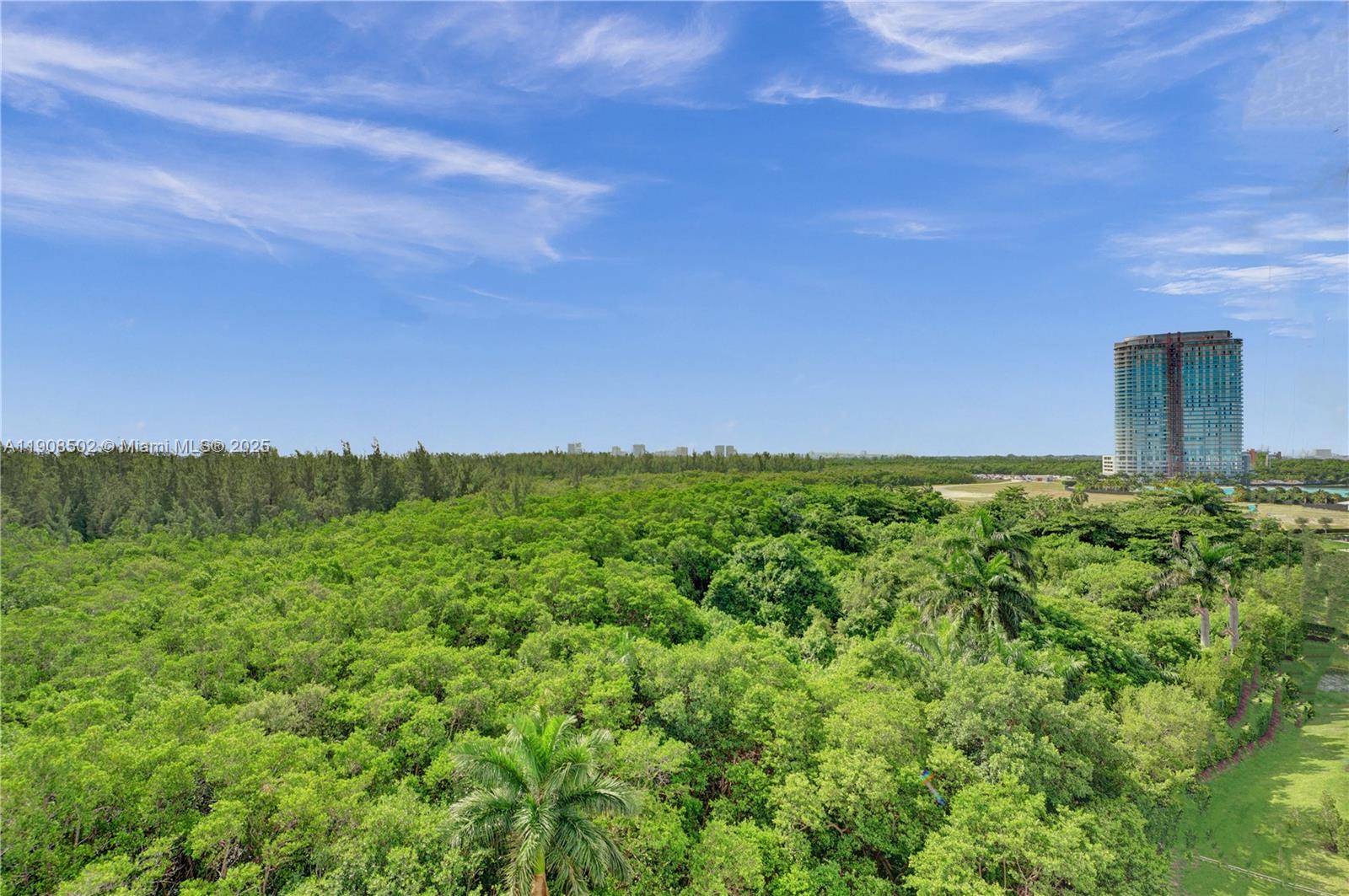 THE OAKS I CONDO - Residential Lease