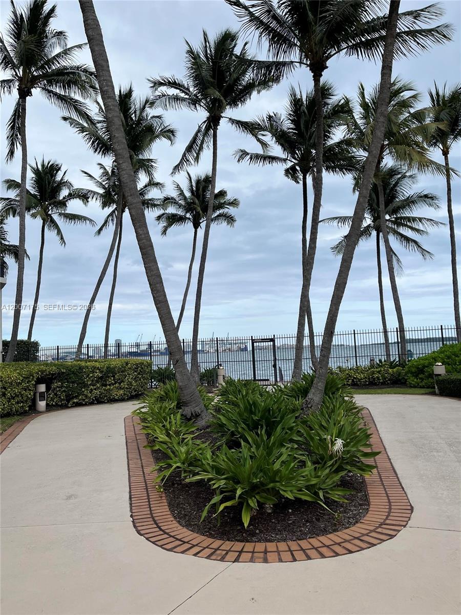 BRICKELL KEY II CONDO - Residential