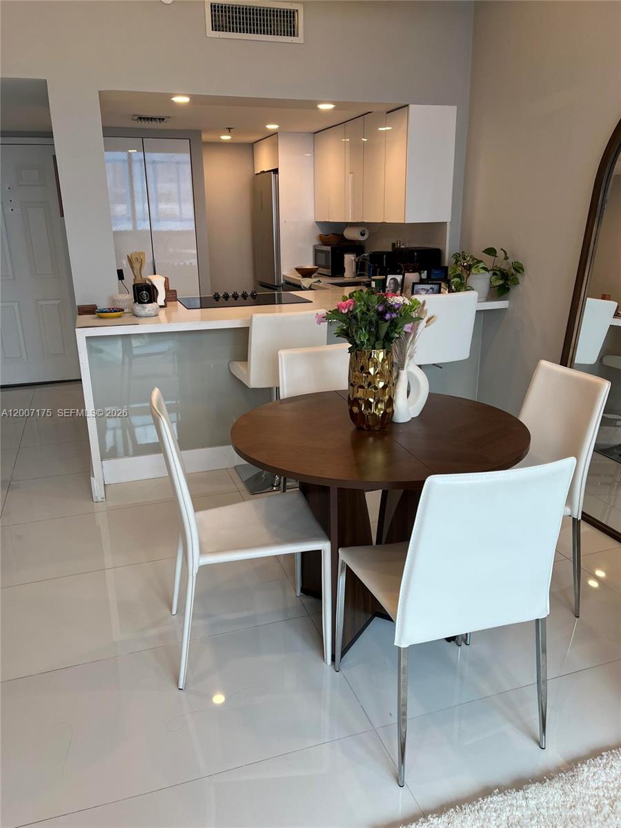 BRICKELL KEY II CONDO - Residential