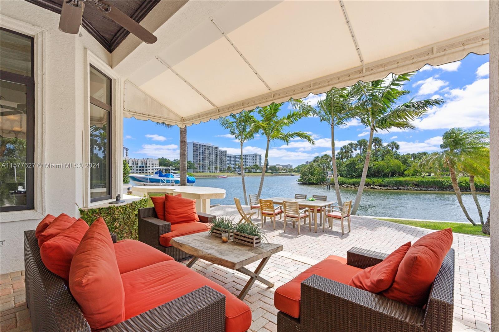HARBOUR ISLES - Residential