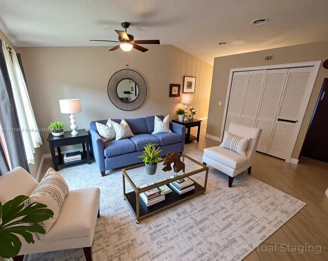 COUNTRY CLUB VILLAS TH CO - Residential