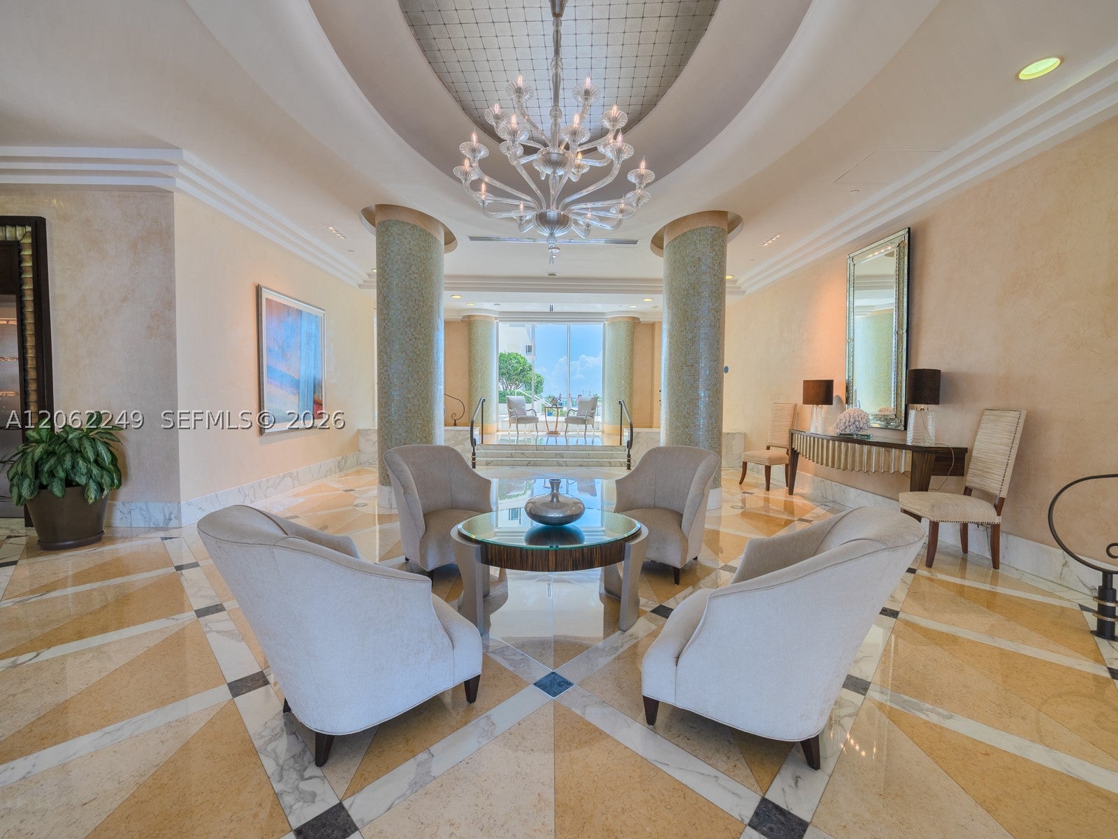 6917 Collins Ave 815