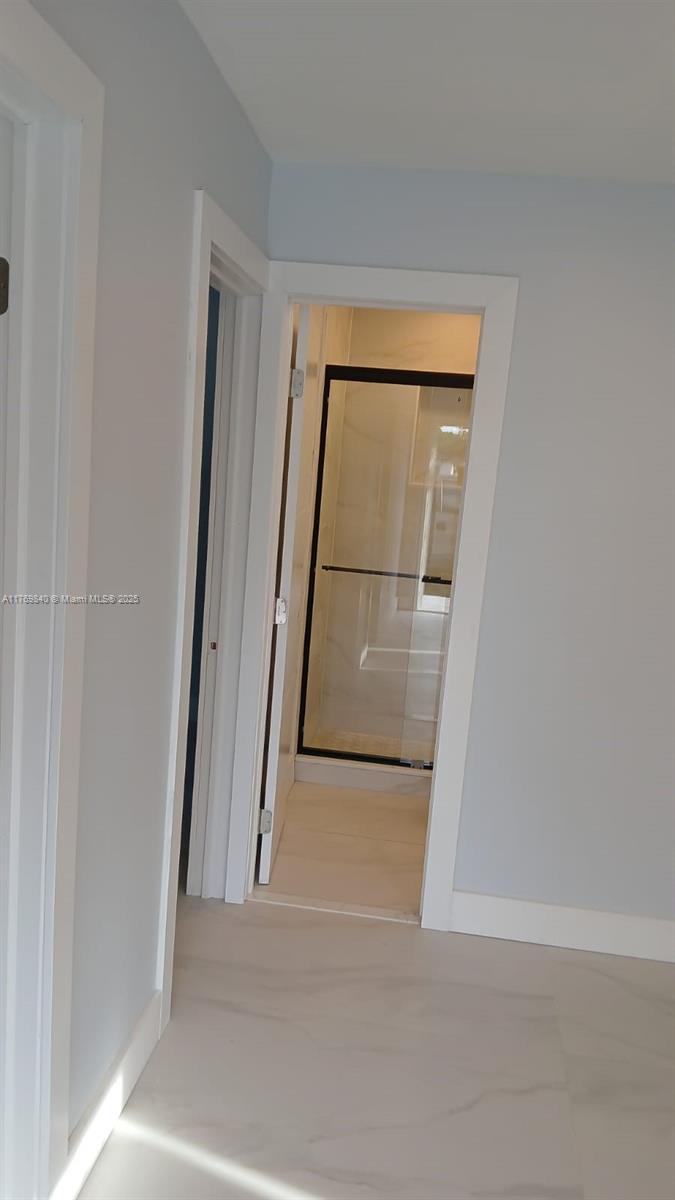 HOLLYWOOD BEACH HEIGHTS S - Residential