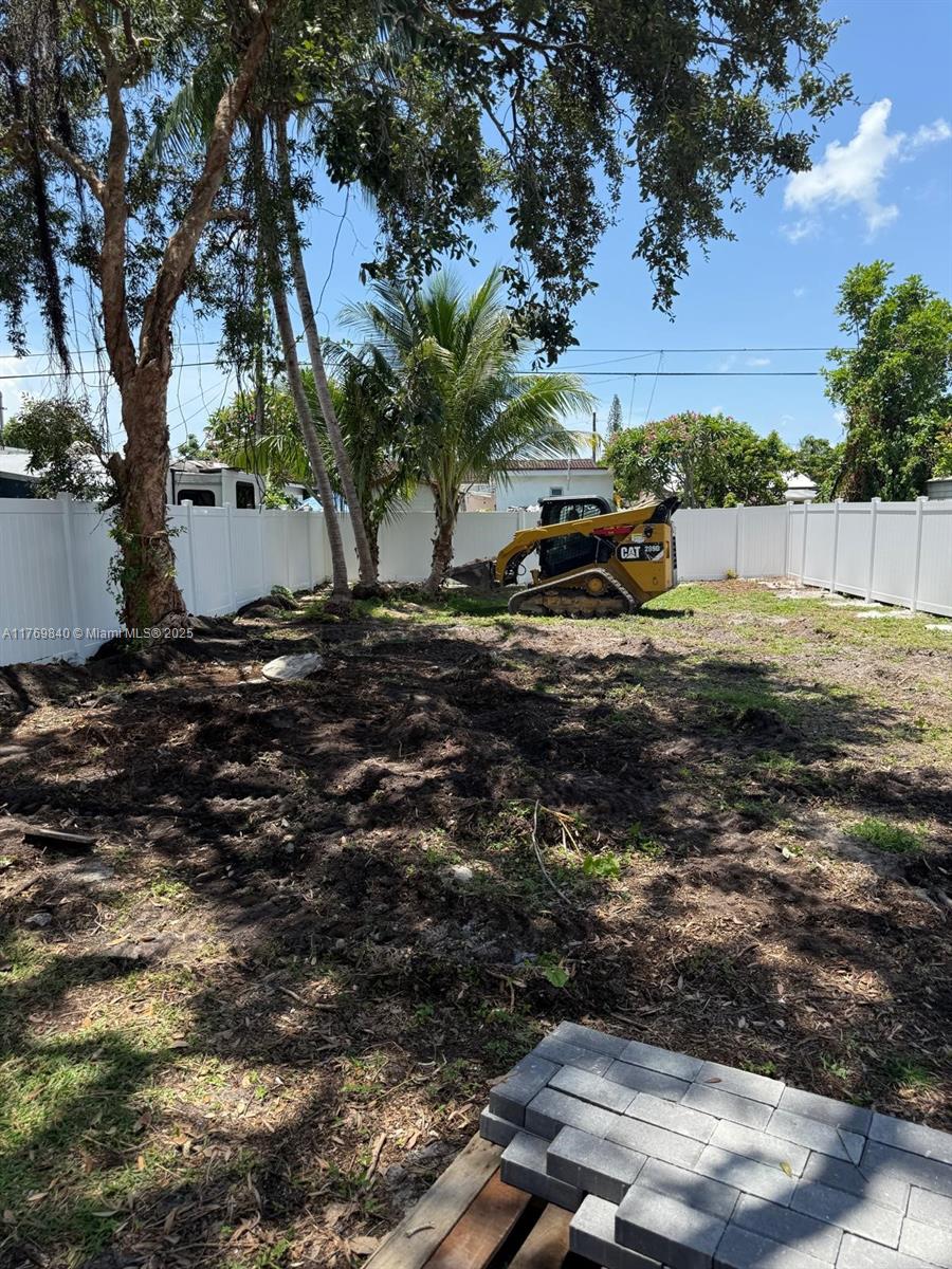 HOLLYWOOD BEACH HEIGHTS S - Residential