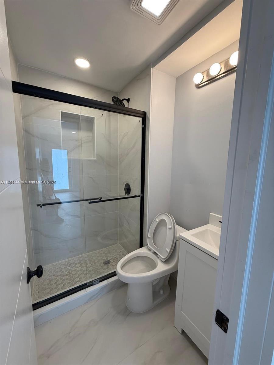 HOLLYWOOD BEACH HEIGHTS S - Residential