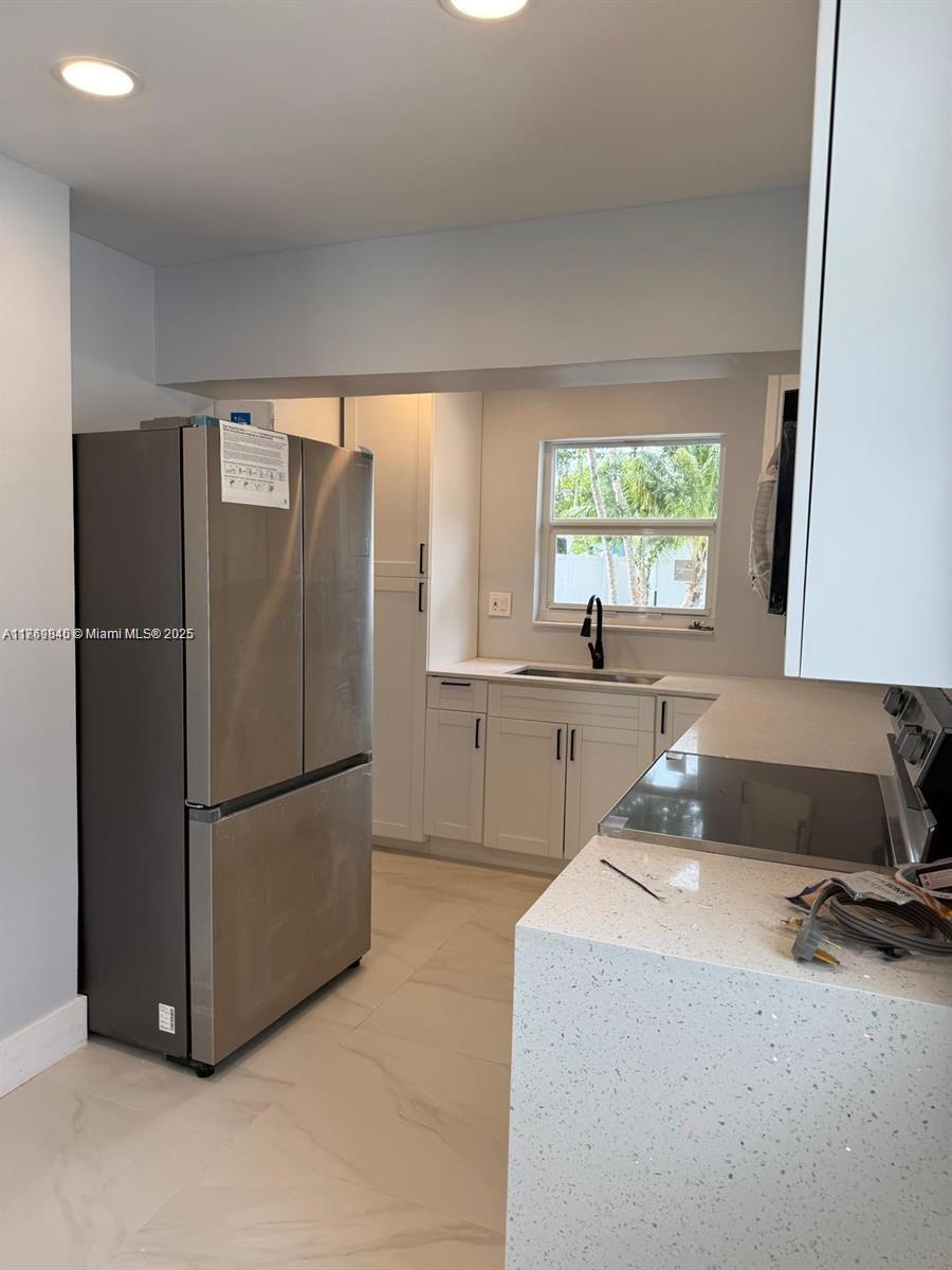 HOLLYWOOD BEACH HEIGHTS S - Residential