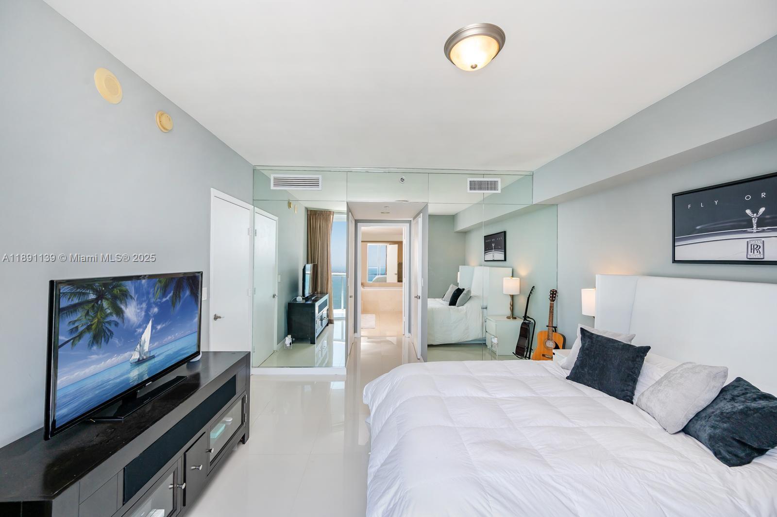 ICONBRICKELL CONDO NO 1 - Residential