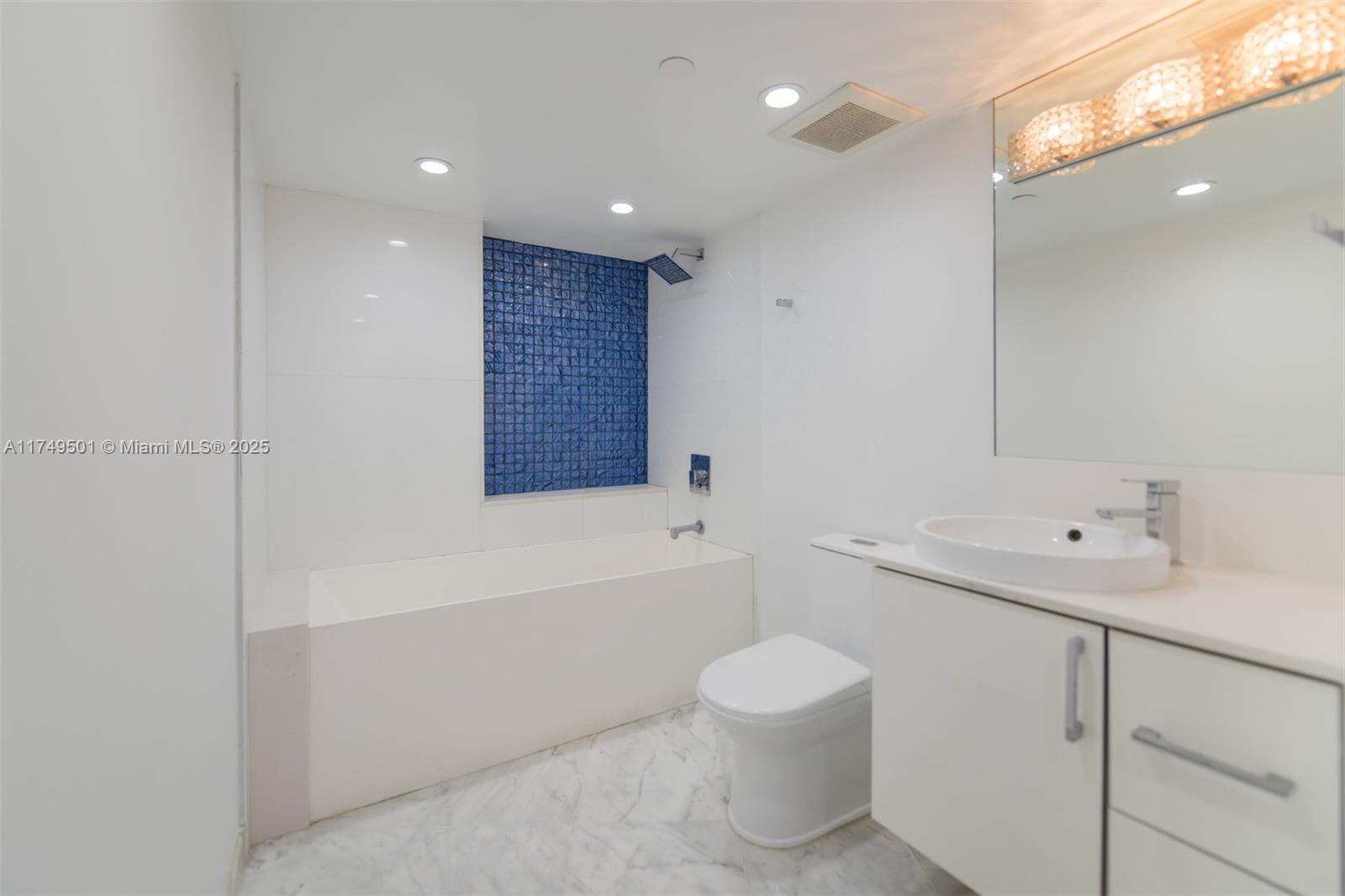 MYSTIC POINTE CONDO NO TW - Residential Lease