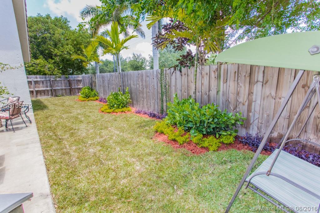 C B Palms - Residential