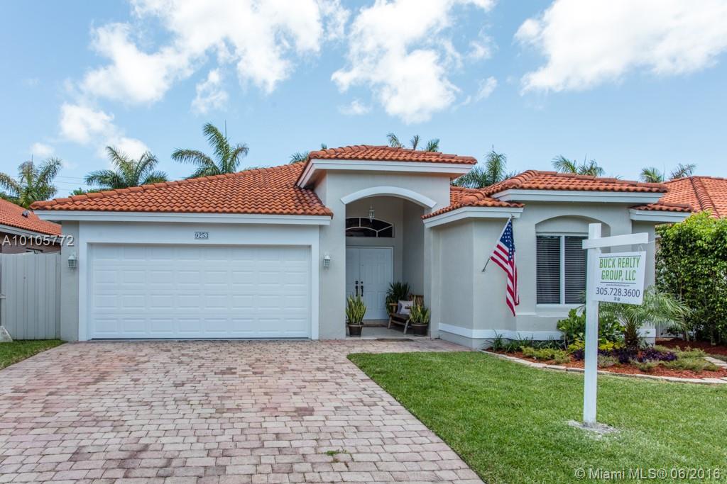 C B Palms - Residential