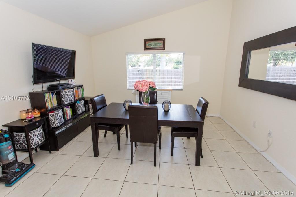 C B Palms - Residential