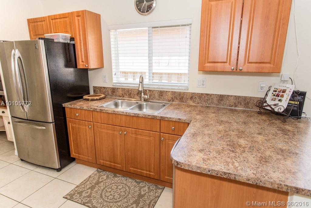 C B Palms - Residential