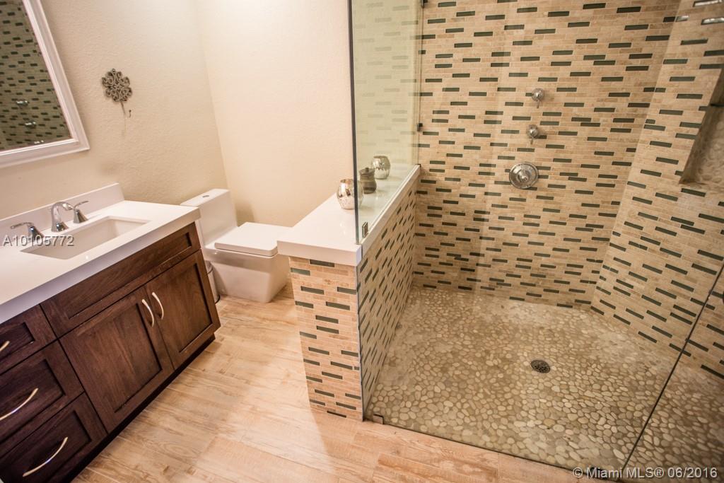 C B Palms - Residential