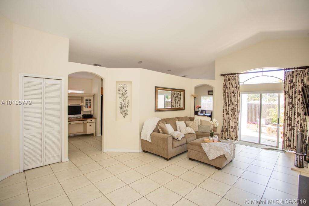 C B Palms - Residential