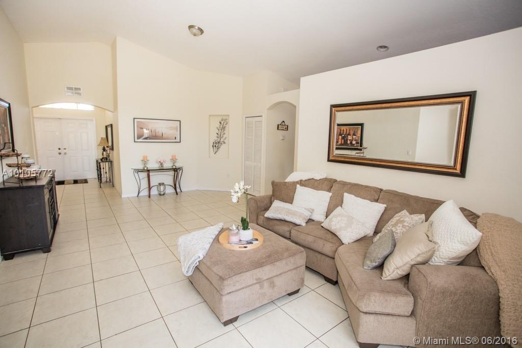 C B Palms - Residential