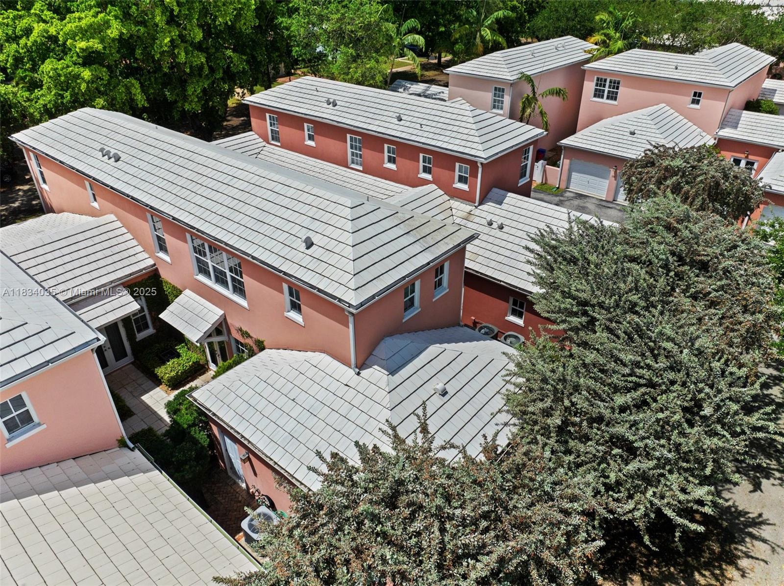 BERMUDA VLG AT CORAL GABL - Residential