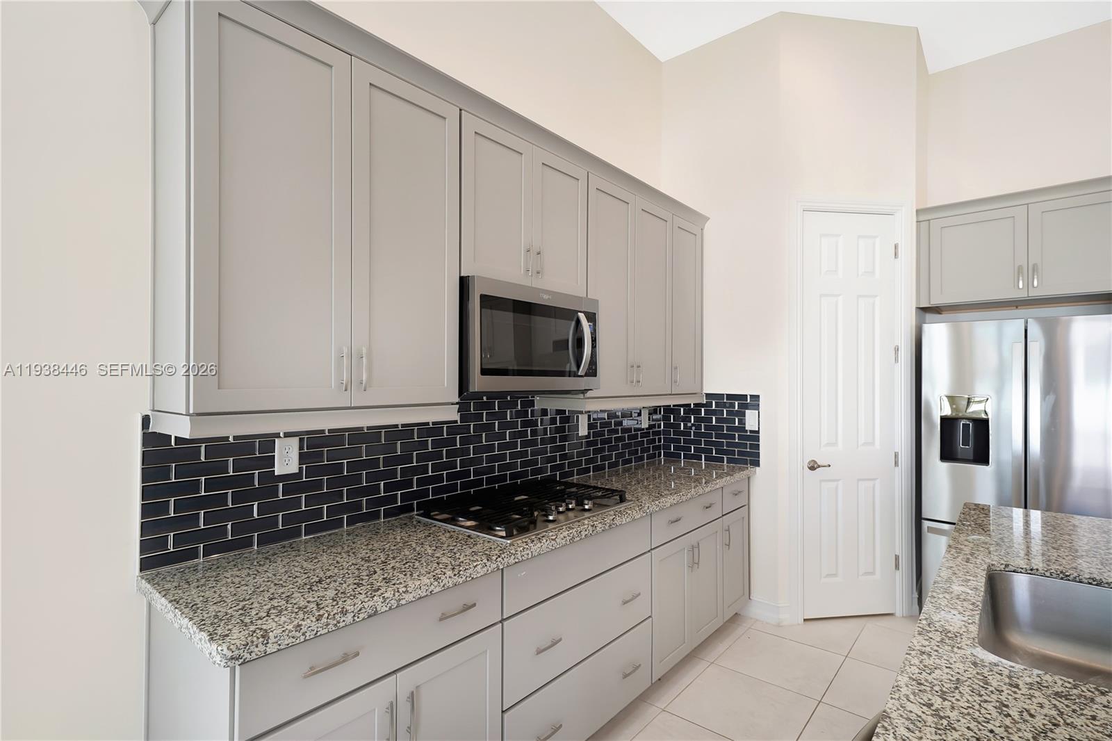 PARKLAND ROYALE - Residential