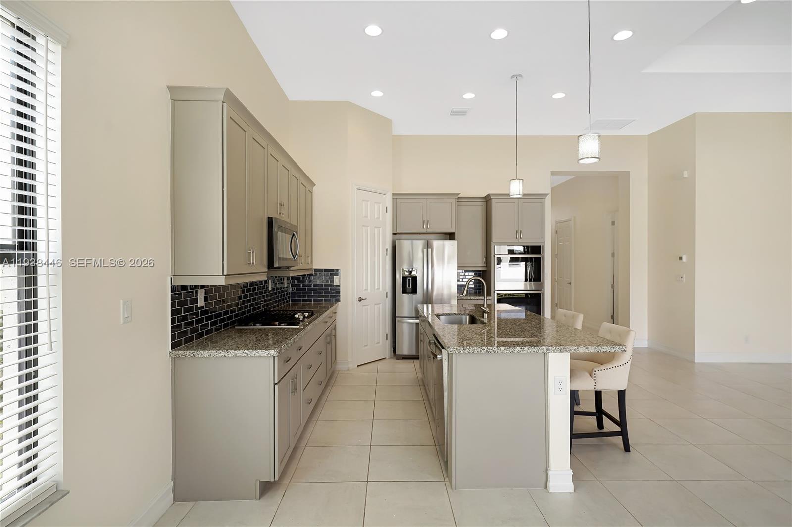 PARKLAND ROYALE - Residential