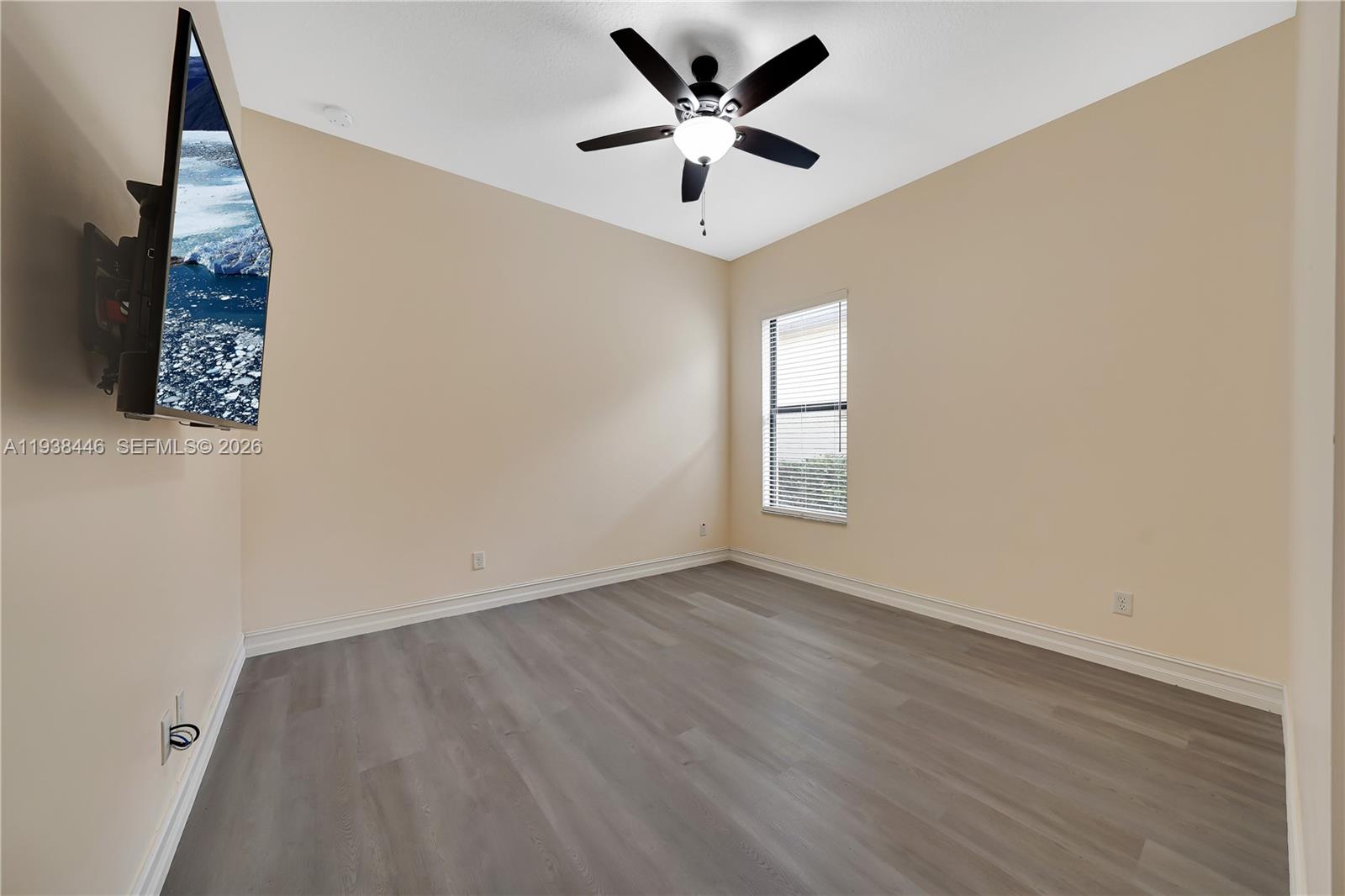 PARKLAND ROYALE - Residential