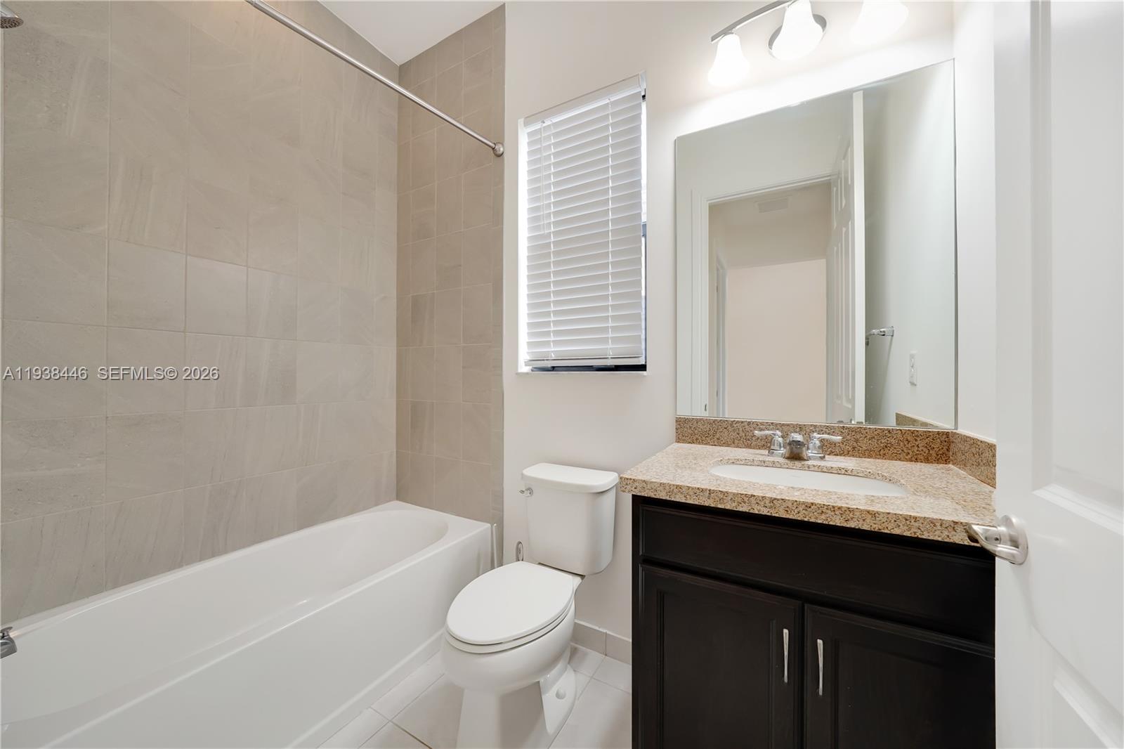 PARKLAND ROYALE - Residential