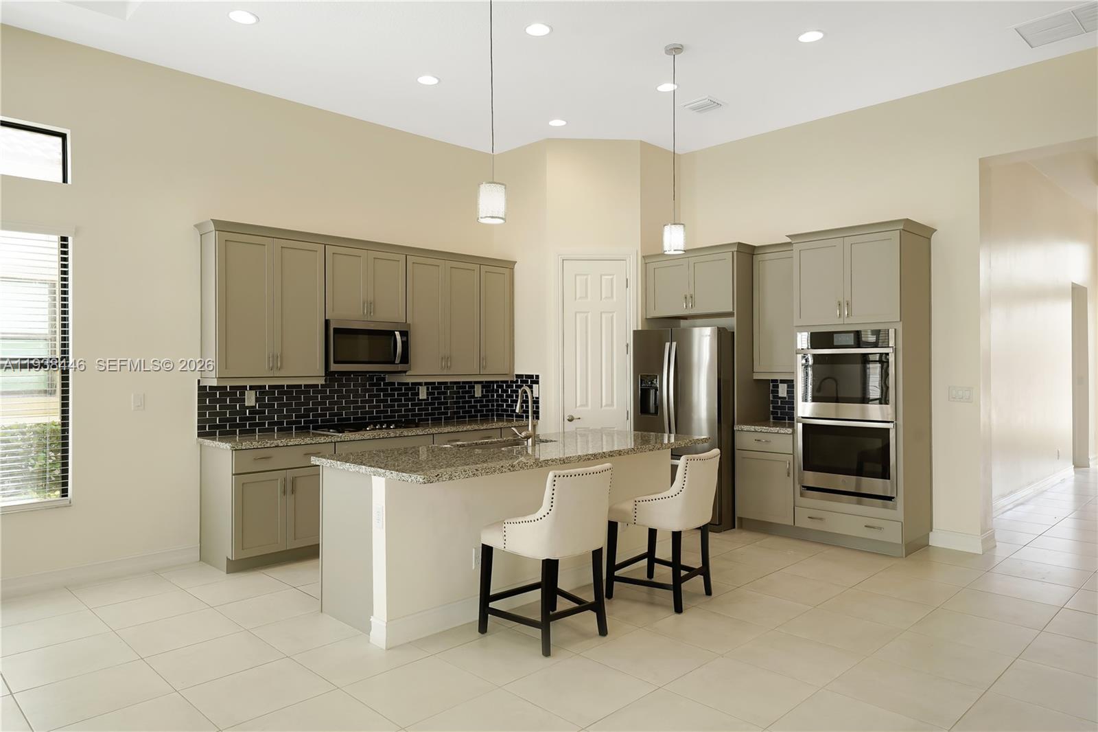 PARKLAND ROYALE - Residential