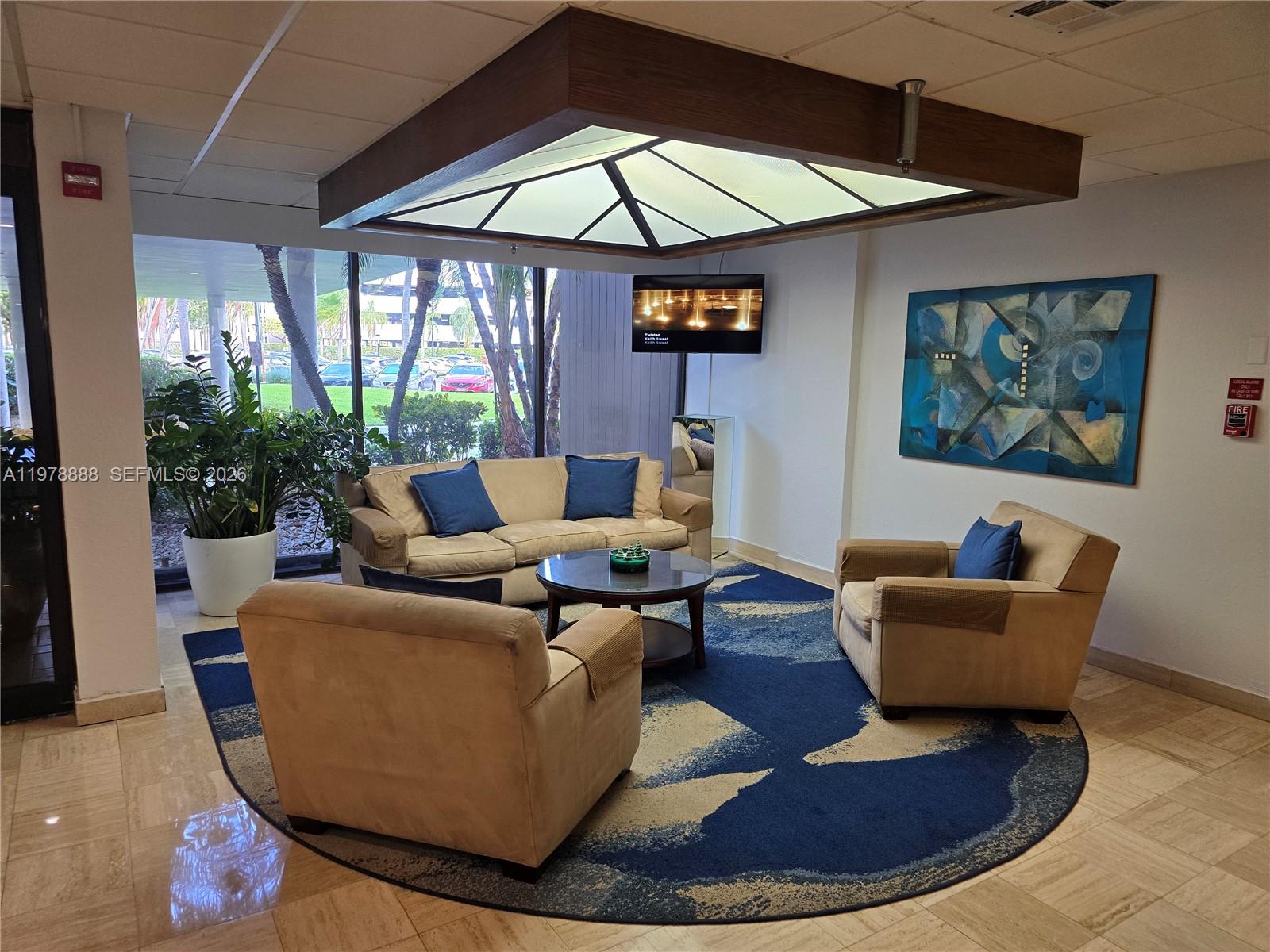 HILLCREST EAST NO 27 COND - Residential