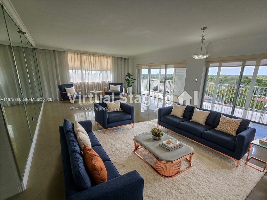 Photo of 3850 Washington St #816, Hollywood, FL 33021 (MLS # A11978888)