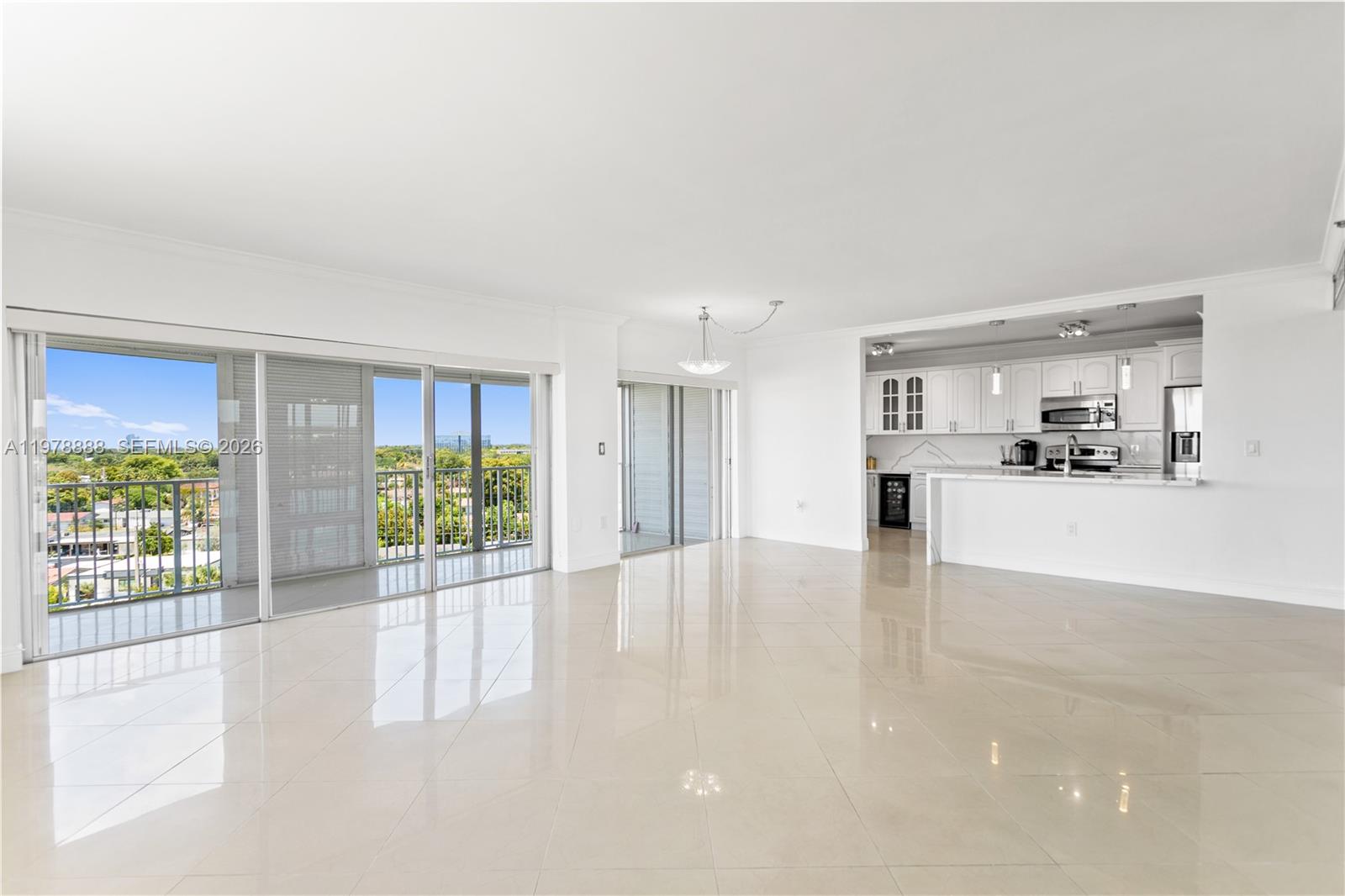 HILLCREST EAST NO 27 COND - Residential