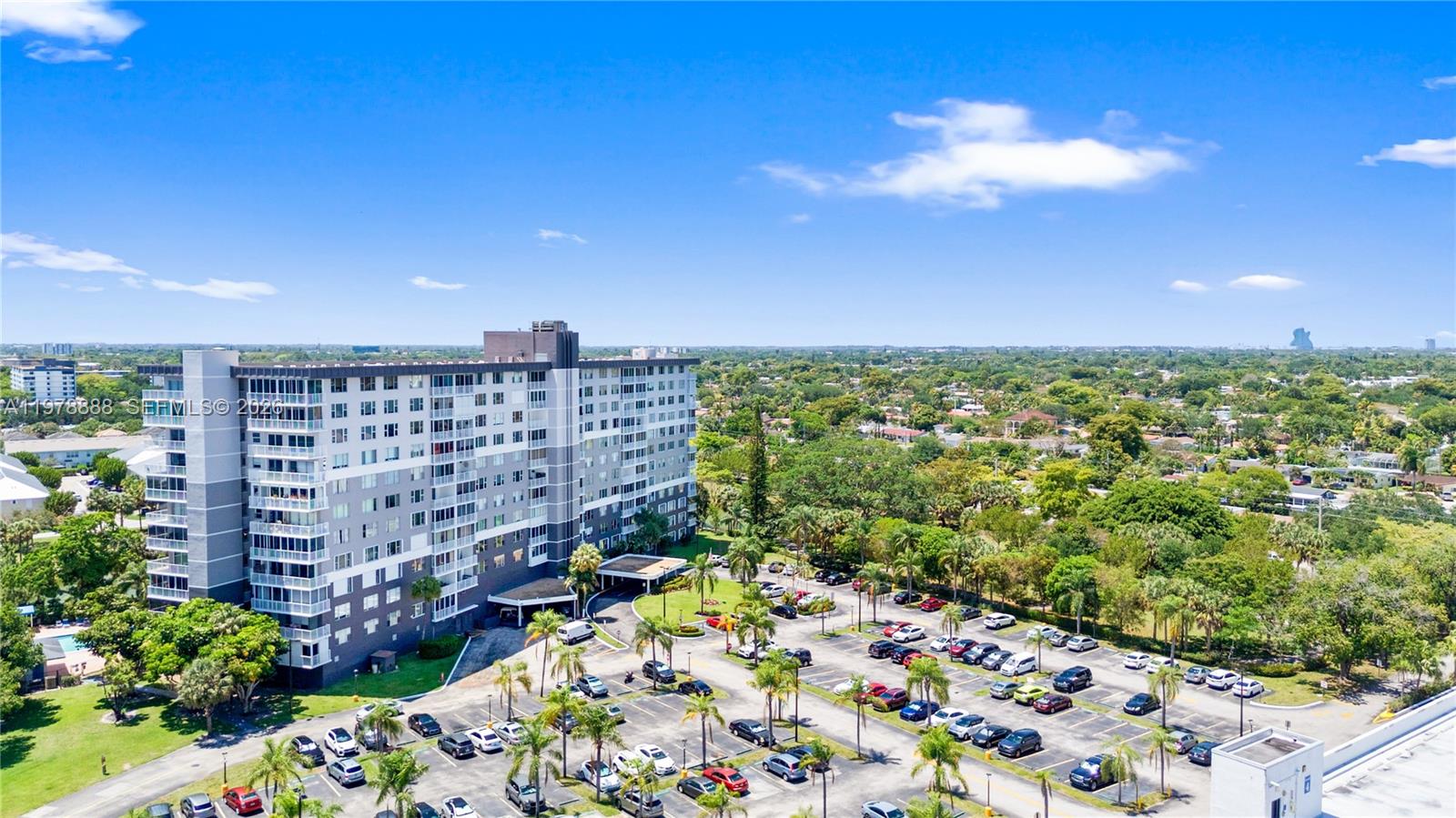HILLCREST EAST NO 27 COND - Residential