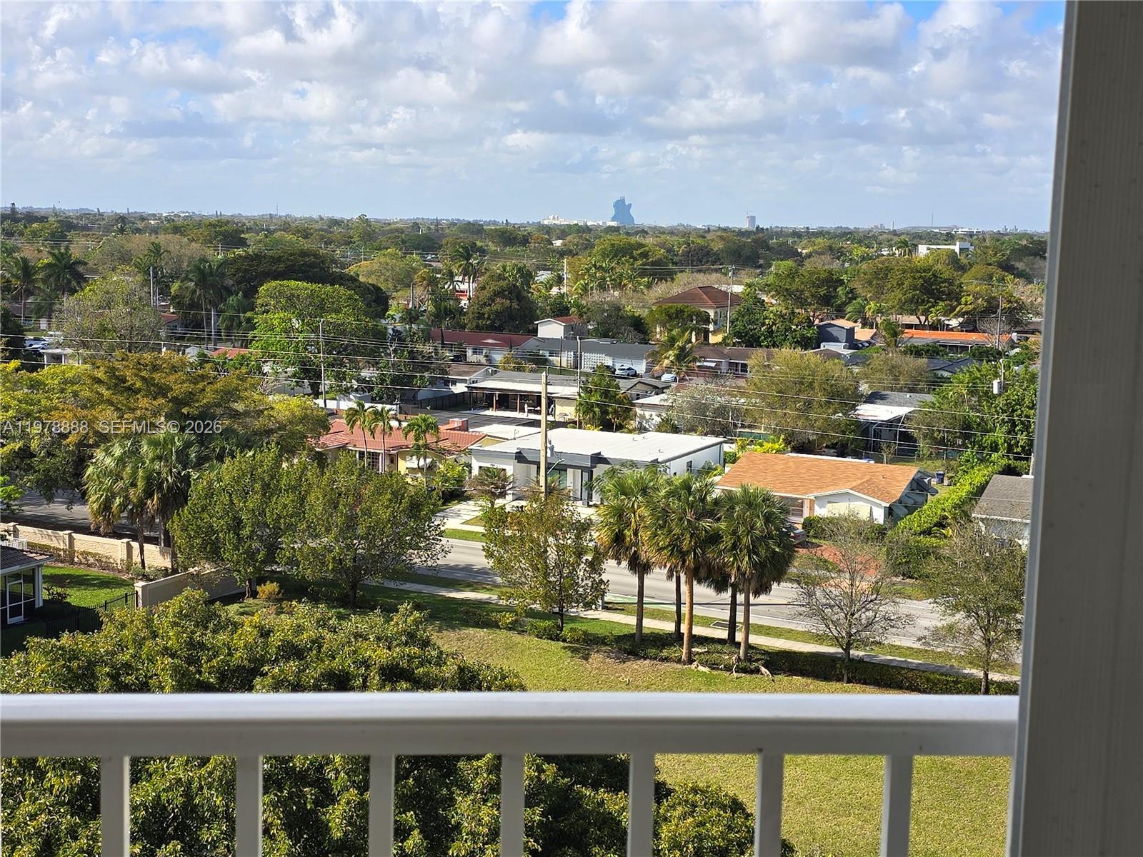 HILLCREST EAST NO 27 COND - Residential