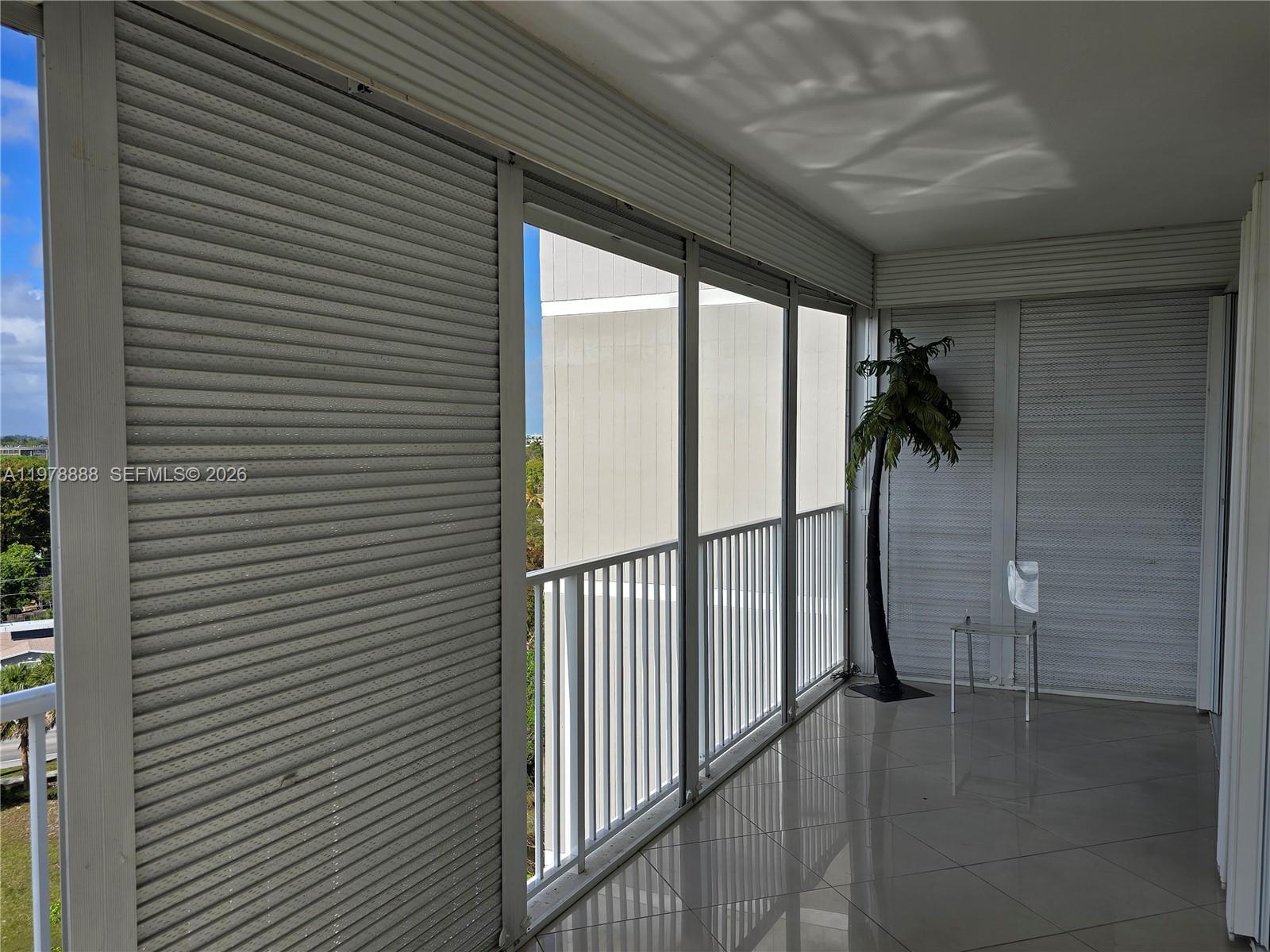 HILLCREST EAST NO 27 COND - Residential