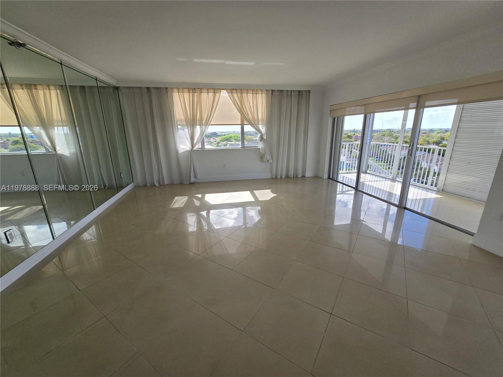 HILLCREST EAST NO 27 COND - Residential