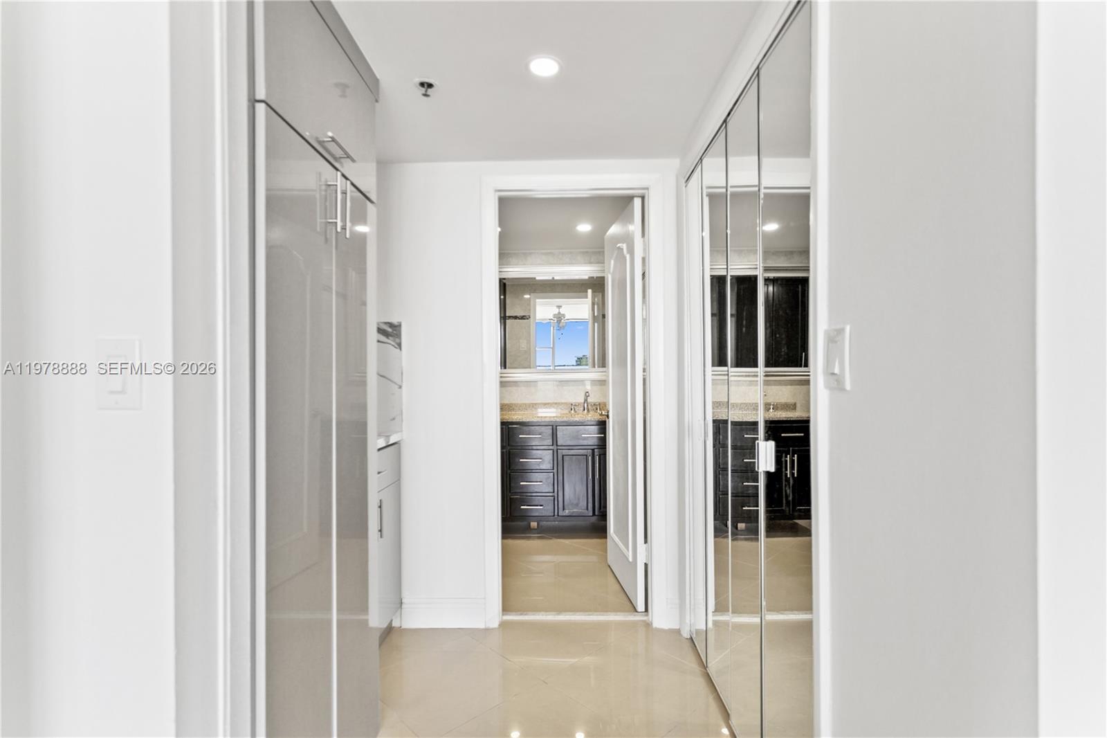 HILLCREST EAST NO 27 COND - Residential