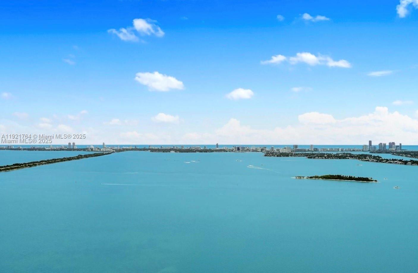 ICON BAY CONDO - Residential