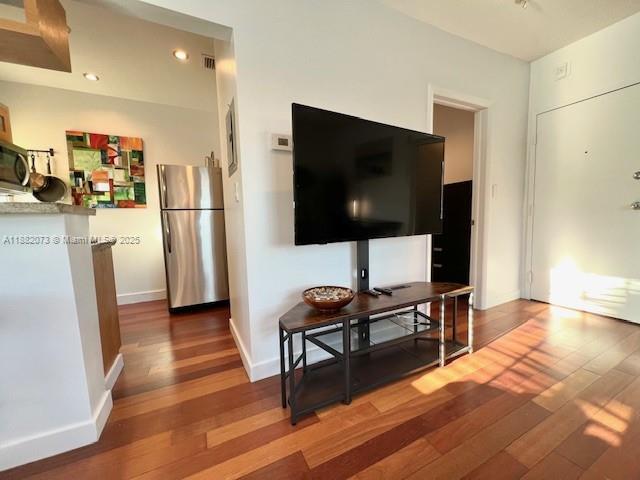 WHISPER CONDO - Residential Lease