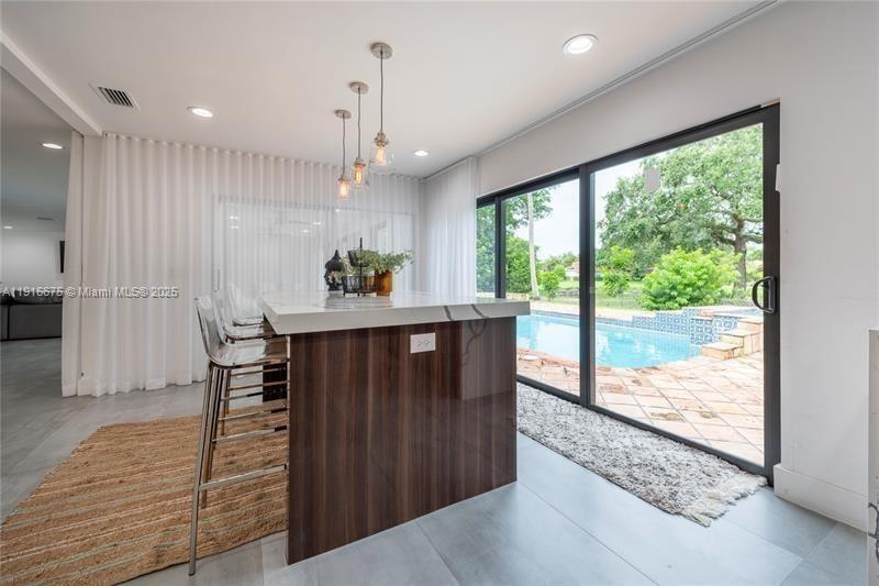 HOLLYWOOD HILLS NORTH SEC - Residential Lease