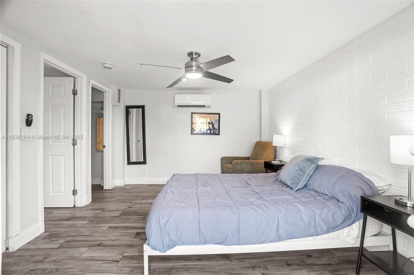 SUNSET TRAILS NO 4 - Residential