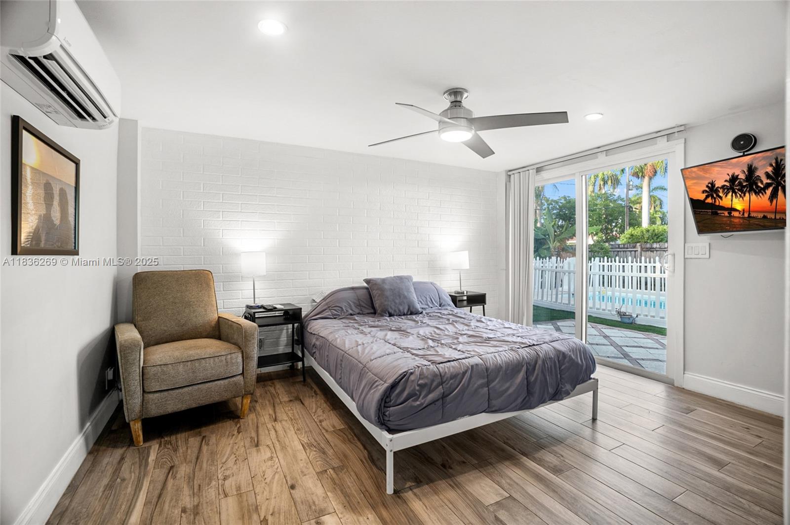 SUNSET TRAILS NO 4 - Residential