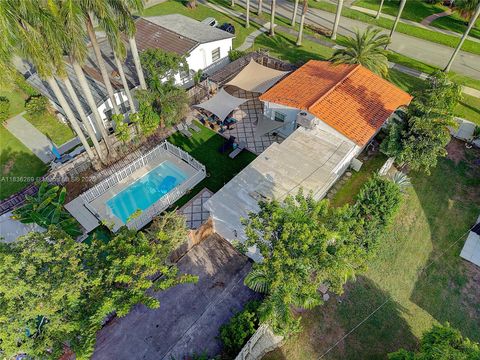 1611 Mayo Streeet Hollywood FL 33020
