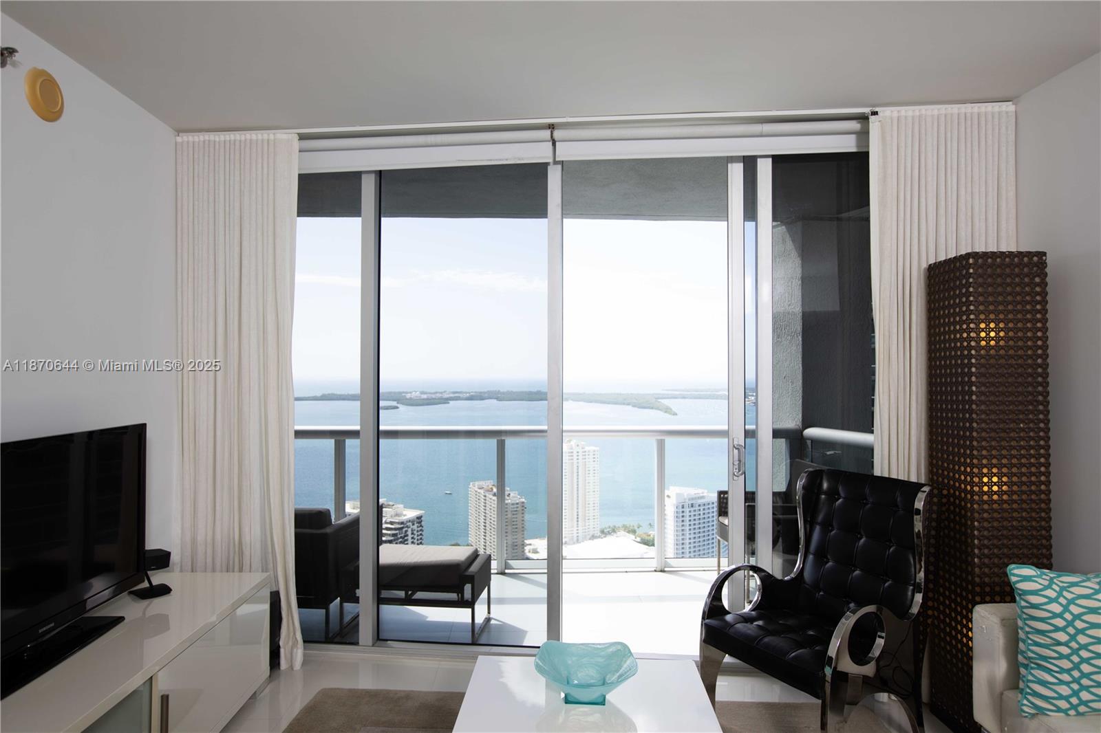 475 Brickell Ave 5007