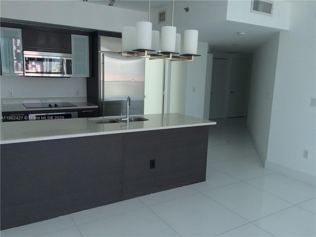 500 BRICKELL WEST CONDO - Residential