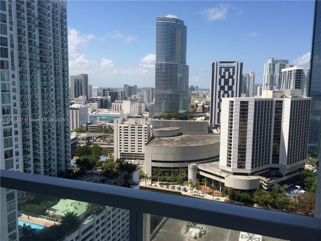 500 BRICKELL WEST CONDO - Residential