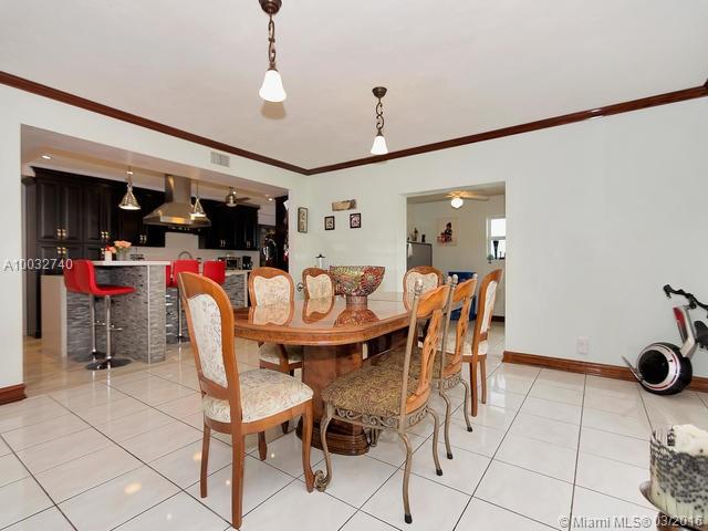 Hollywood Hills 6-22 B - Residential