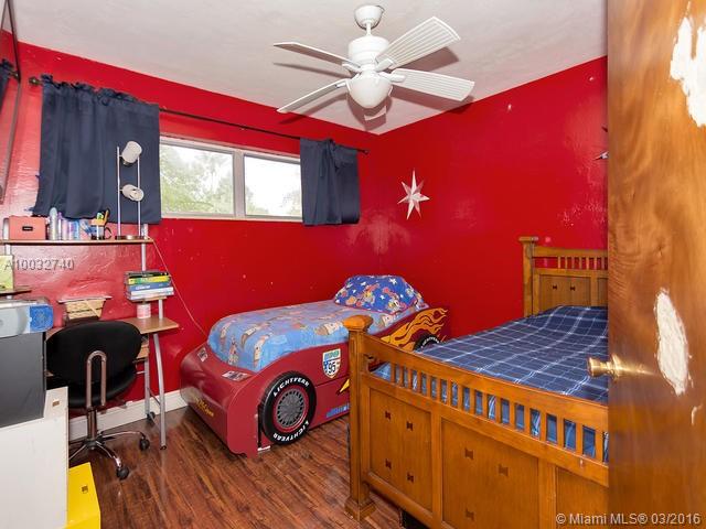 Hollywood Hills 6-22 B - Residential