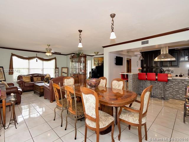 Hollywood Hills 6-22 B - Residential