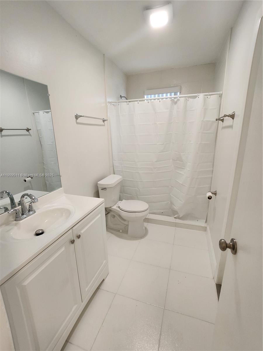 PARKERS CHESTER TERR - Residential Lease