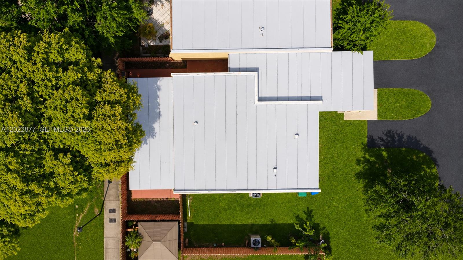 COUNTRY CLUB OF MIAMI FAI - Residential