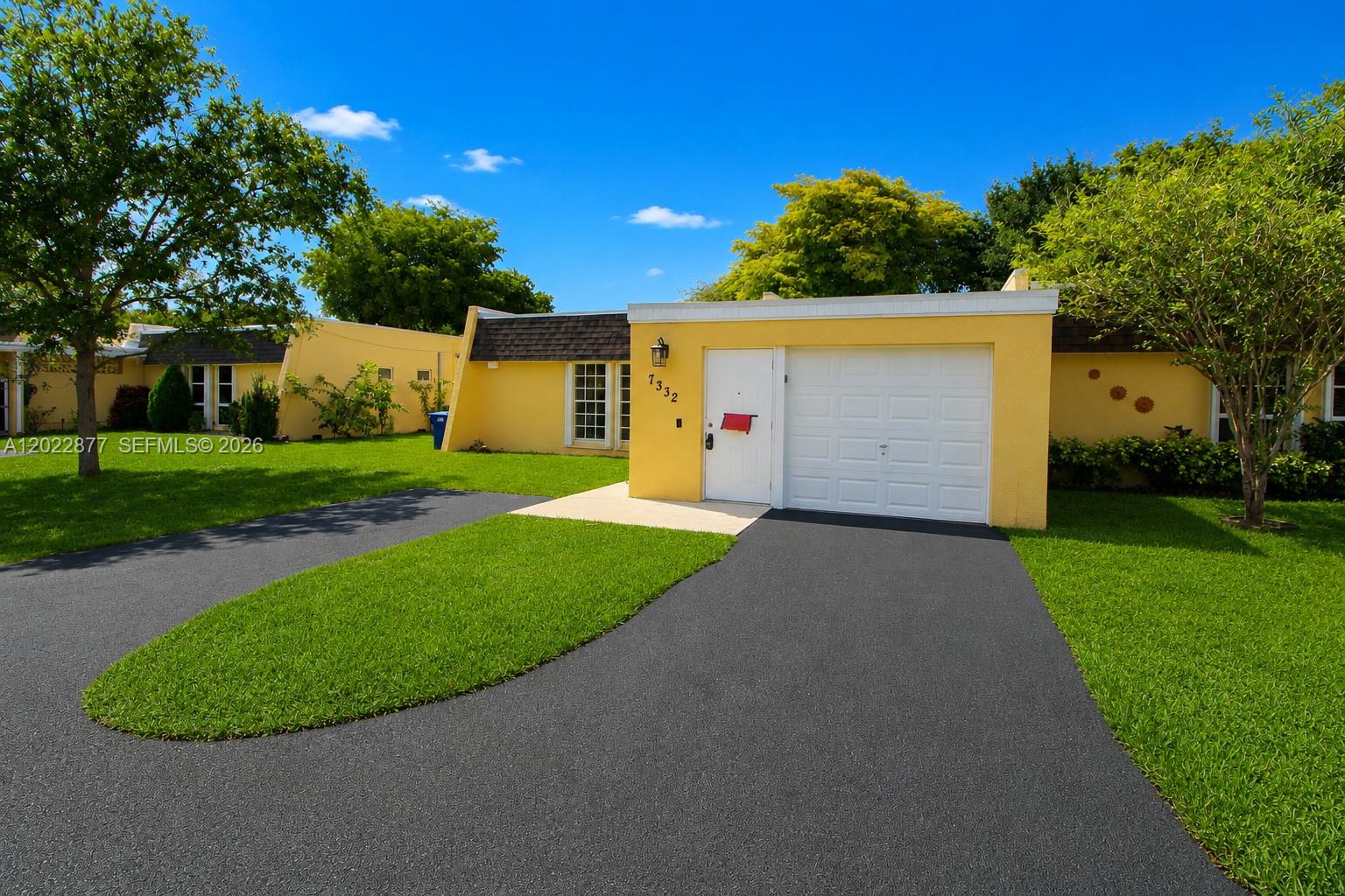 COUNTRY CLUB OF MIAMI FAI - Residential