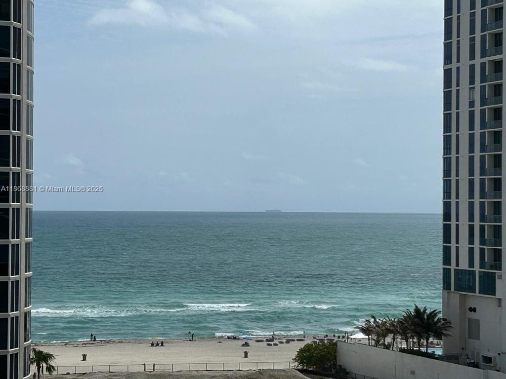 SHORT TERM RENTAL! Available from NOV 15th, 2025. Boutique, Luxury Condominium. Private Entry Elevator Foyer, 10' Ceilings, Porcelain floor through out, Ital-Kraft cabinetry, Wolf and Subzero Appliances. A great size balcony overlooking Sunny Isles Skyline and the Ocean, perfect for your enjoyment. AURORA is located in the heart of Sunny Isles Beach, walk to Restaurants, Shops, Across the Street from the Beach. Beautiful views of the Atlantic Ocean and the Sunny Isles Skyline. AURORA offers a 5 star amenity package for all ages. CALL TODAY, A MUST SEE